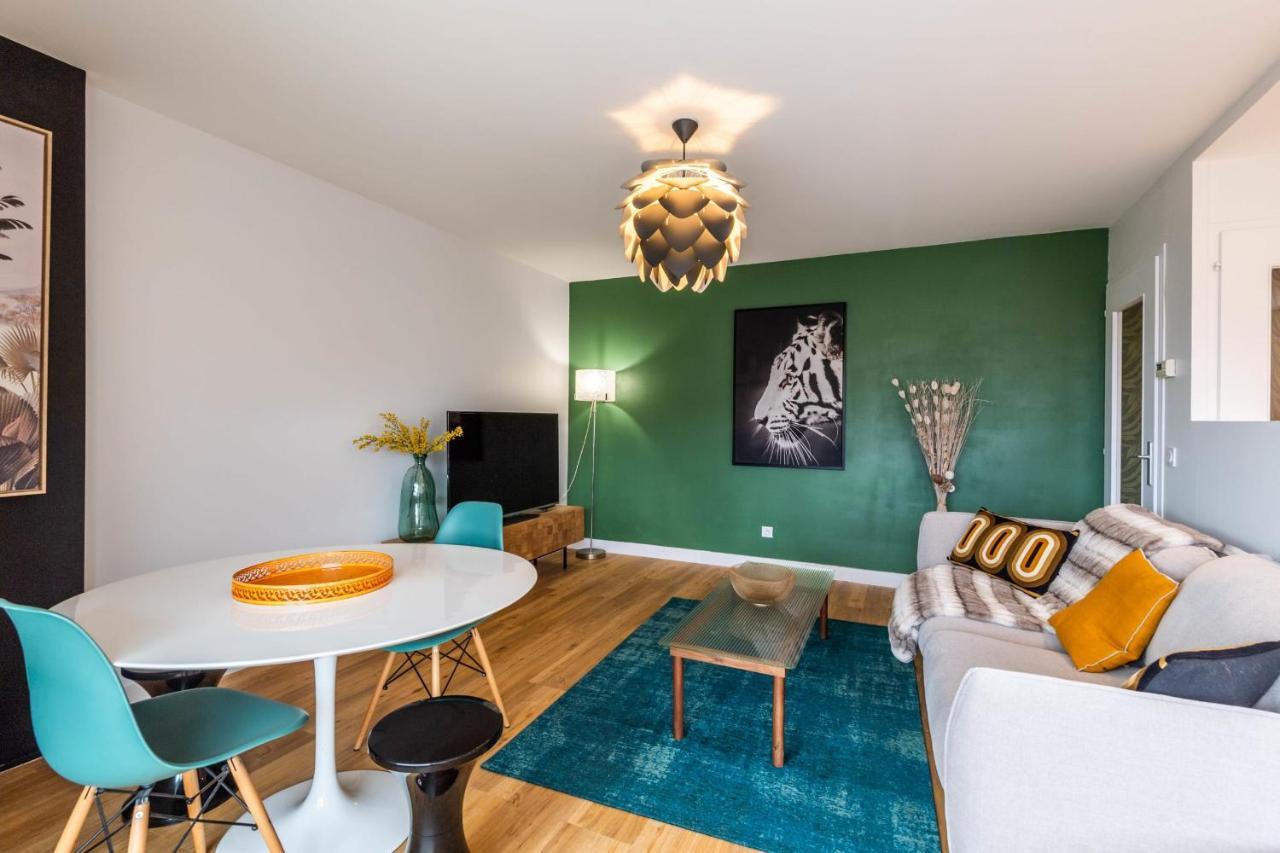 Florentine Furnished Flat Lägenhet Annecy Exteriör bild