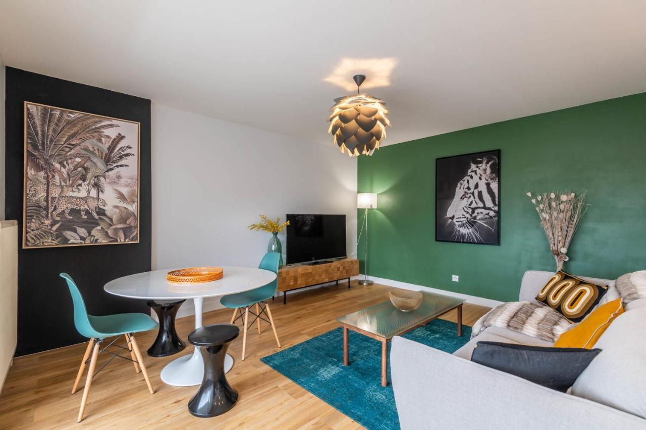 Florentine Furnished Flat Lägenhet Annecy Exteriör bild