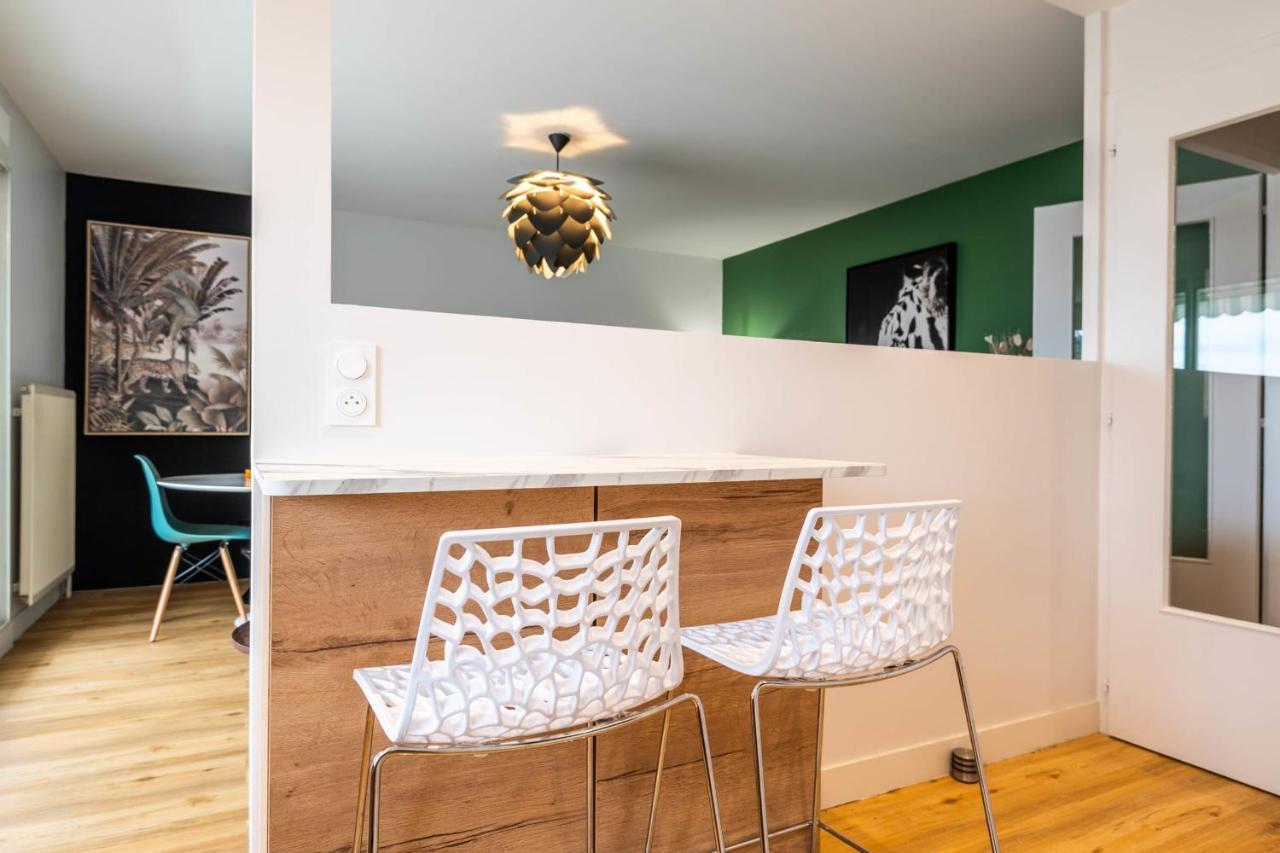Florentine Furnished Flat Lägenhet Annecy Exteriör bild